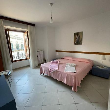 Dimora Alla Villa 奥斯图尼 外观 照片