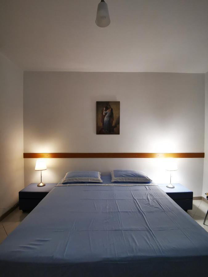 Dimora Alla Villa 奥斯图尼 外观 照片